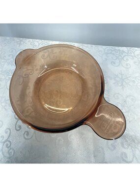 Vision Corning USA Amber Glass Bowl 1L VL240-B With Pour Spouts & Handle 7.5" Di